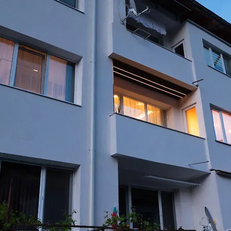 Comfort Apartment Bŭnzarito