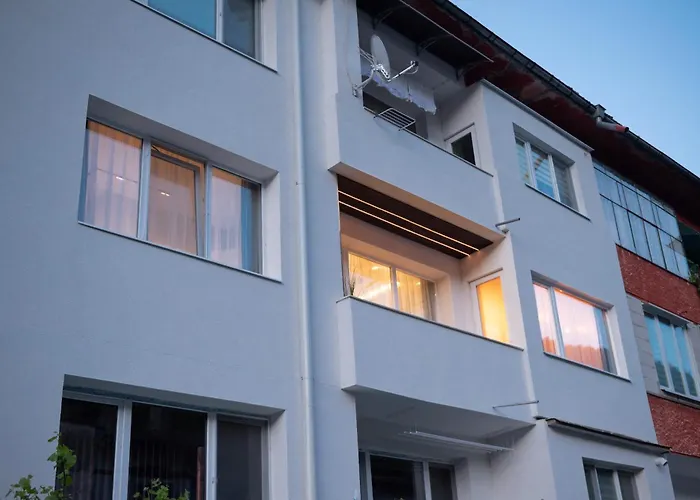 уют Апартаменты *